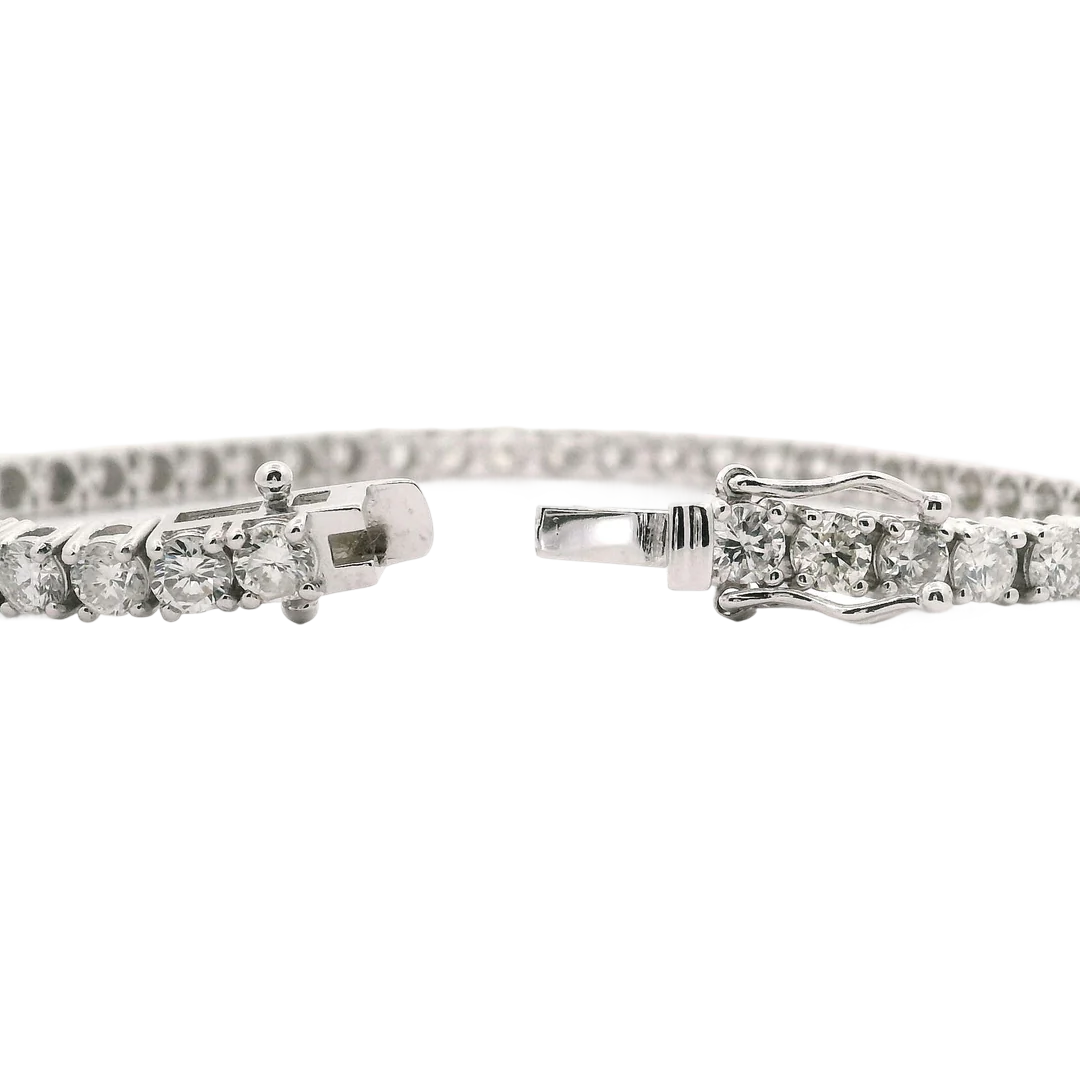 Brand New 8cttw Diamond Tennis Bracelet in White Gold