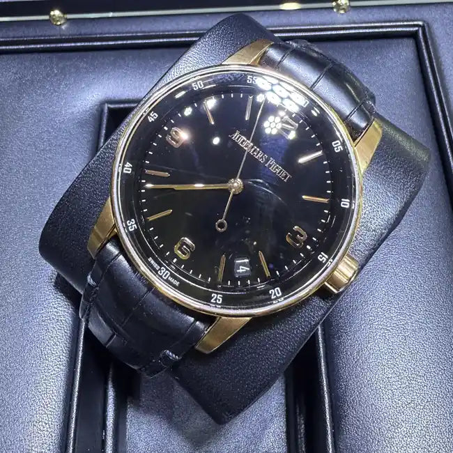 Audemars-Piguet-Code-11.59Audemars Piguet Code 11.59 Black Dial Rose Gold 15210OR.OO.A002CR.01 – 2023 Pre-Owned - Full set-Black-Dial-Rose-Gold-15210OR.OO_.A002CR.01-2023-Pre-Owned-Full-set - Top