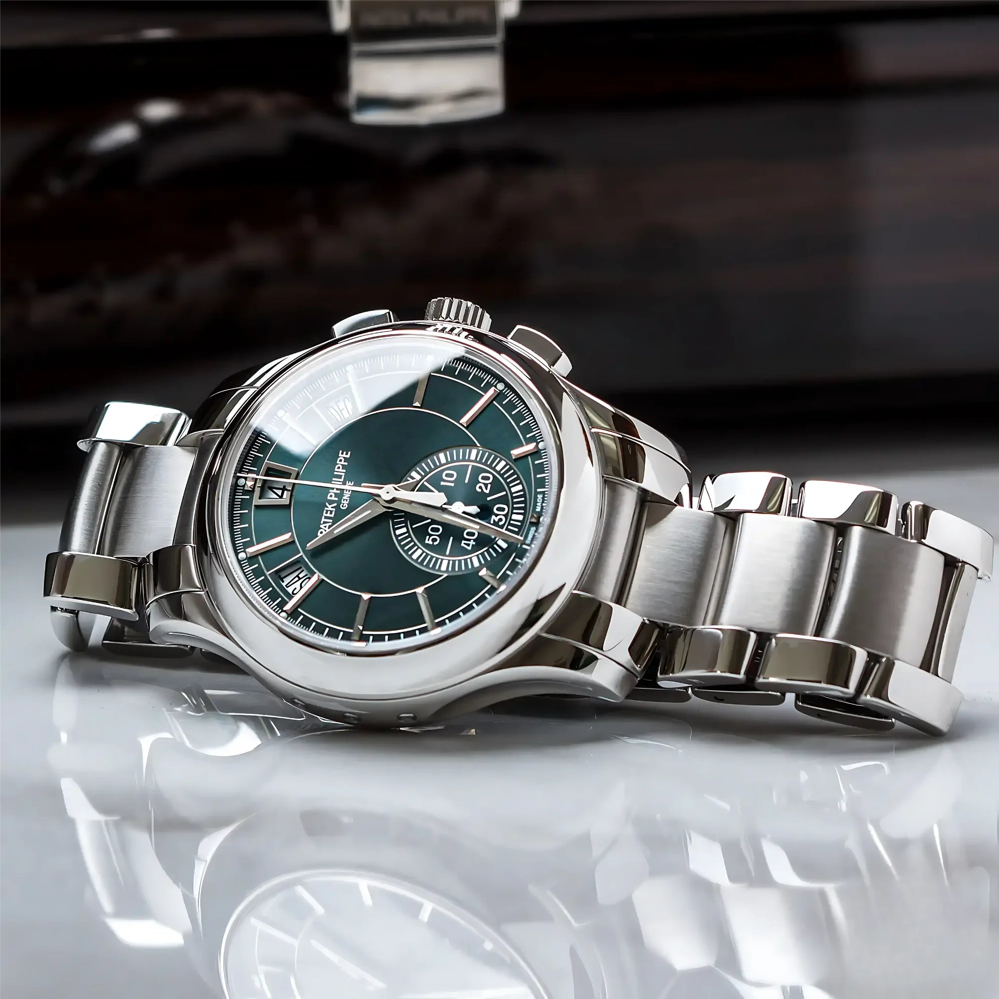 Patek Philippe Complications 5905/1A